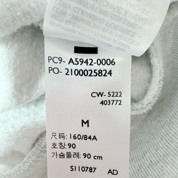 Levi's Gray Women’s Fleece Pullover Sweater Top - Picture 7 of 10